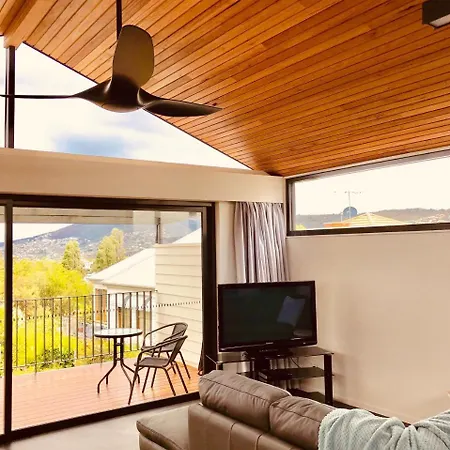 Omaroo House - Panoramic Water Views Villa Hobart Exterior photo